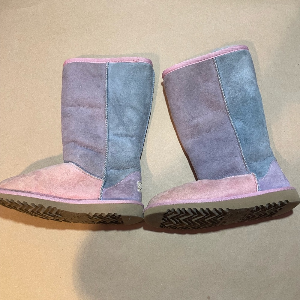 Vintage 2000s girls size 4 color block UGGS